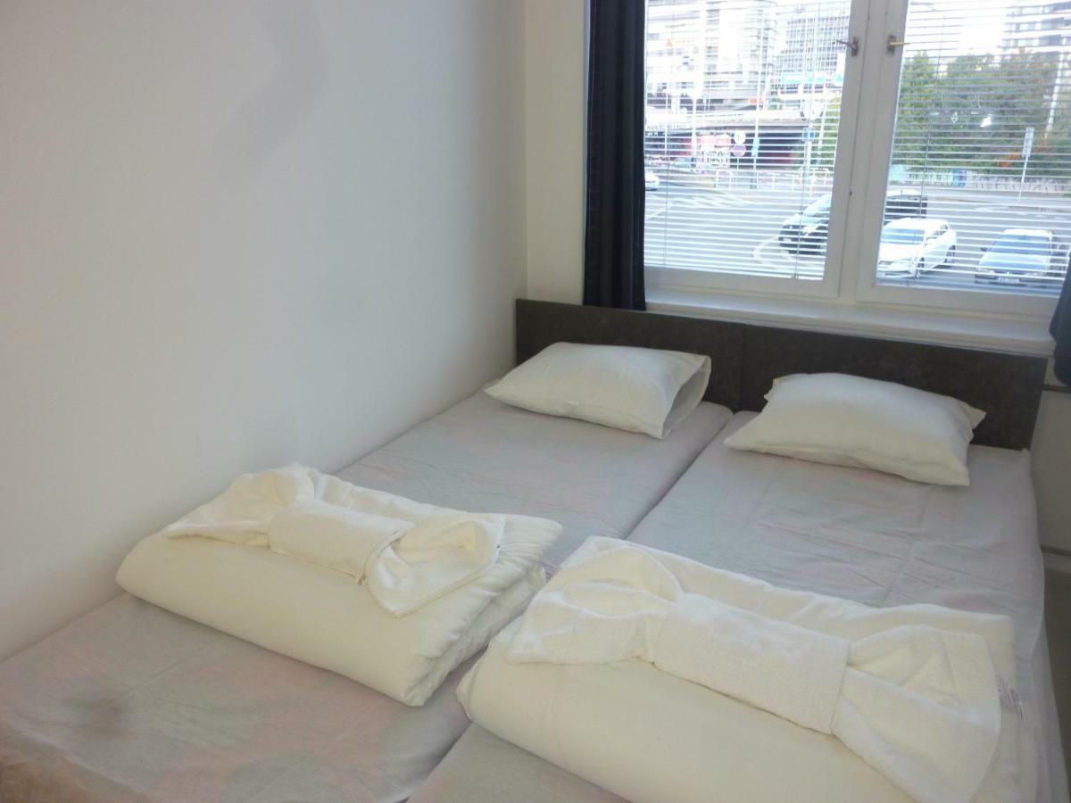 Apartman Van Ng Apartment Praha Bagian luar foto